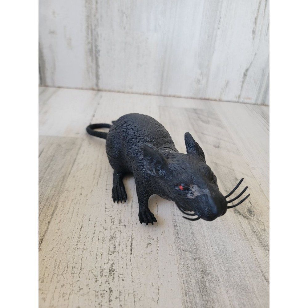 Halloween red eye rat prop scary decor life size